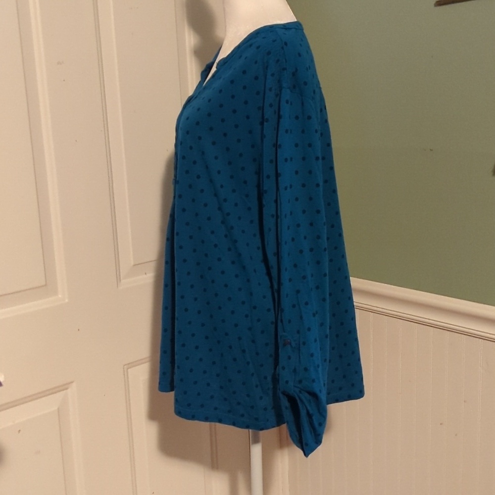 Basic Editions Women's 2X Blue W/ Polka dots See Desc Roll Up Sleeves - Picture 5 of 11